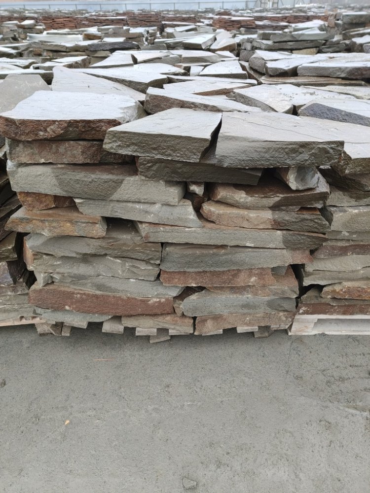 Плитняк песчаник серо-зелёный для мощения 60-65 мм купить в Краснокамске