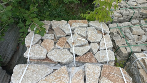 Гранитный плитняк галтованный для парковки купить в Краснокамске