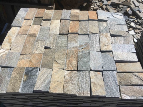 Плитка пилёная златолит Уральский для цоколя, отмостки купить в Краснокамске