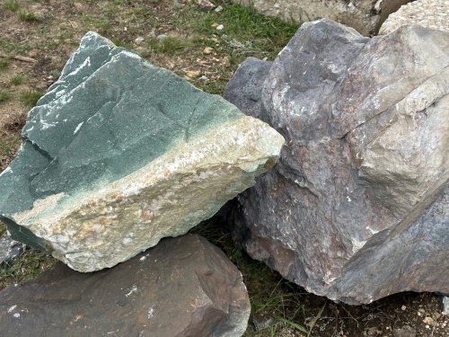 Камни для ландшафтного дизайна зелёные 10-60 килограмм купить в Краснокамске