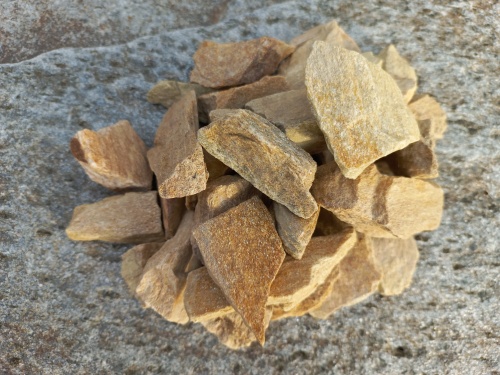 Златолит жёлтый декоративная каменная крошка купить в Краснокамске