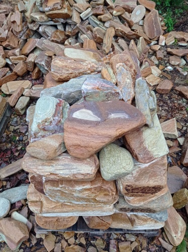 Златолит жёлтый, жёлто-зелёный глыбки и валуны для ланшафтного дизайна купить в Краснокамске