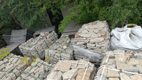 Гранитный плитняк галтованный для парковки купить в Краснокамске