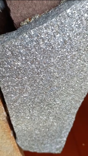 Плитняк златолит серебристый для цоколя, отмостки купить в Краснокамске