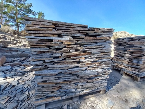 Плитняк златолит серебристый для фасада купить в Краснокамске