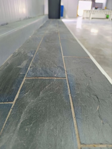 Плитка чёрная из натурального камня фасадная 30 см * 5 см, толщина 7 мм -30 мм купить в Краснокамске